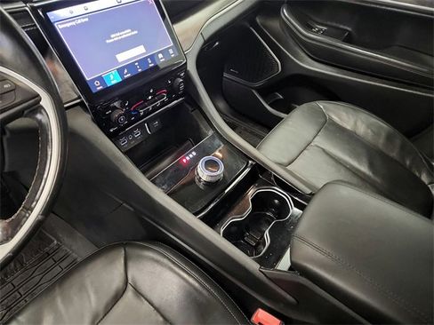 Used 2021 Jeep Grand Cherokee L Limited image 23