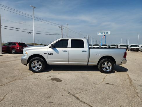 Used 2017 RAM 1500 Big Horn AWD/4WD image 4