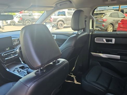 Used 2021 Ford Explorer Limited w/ Equipment Group 301A image 12