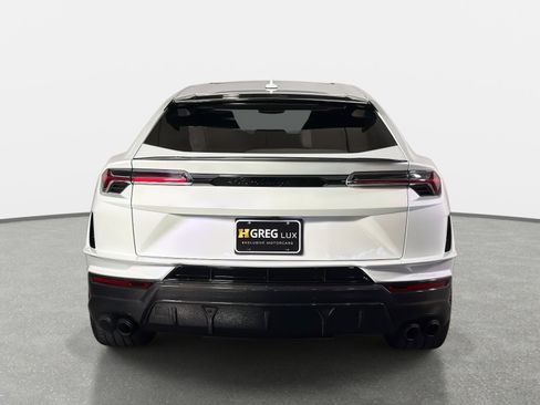 Used 2024 Lamborghini Urus Performante image 4