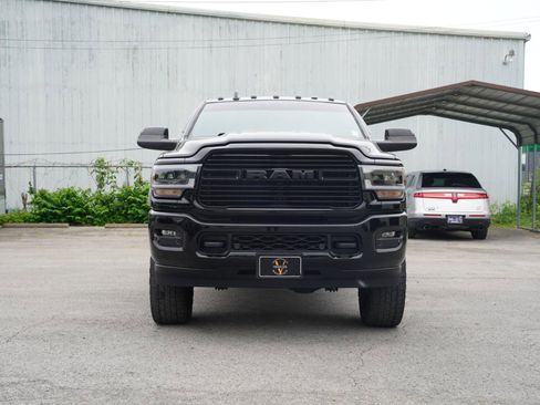 Used 2022 RAM 3500 Laramie AWD/4WD image 2