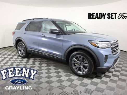 New 2026 Ford Explorer Active w/ Active Comfort Package image 1