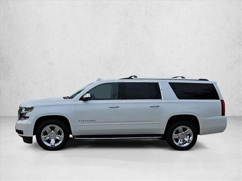Used 2016 Chevrolet Suburban LTZ image 8