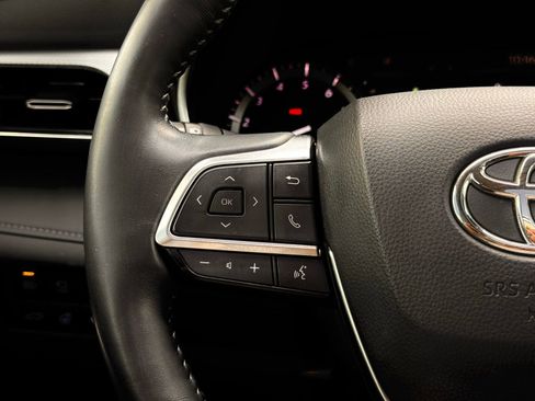 Used 2021 Toyota Highlander Platinum image 37