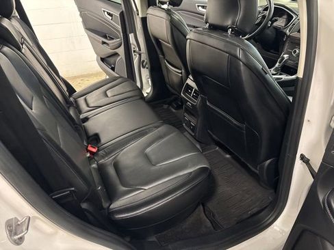 Used 2018 Ford Edge Titanium w/ Canadian Touring Package AWD/4WD image 37