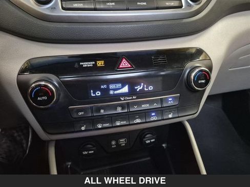 Used 2018 Hyundai Tucson Value AWD/4WD image 25
