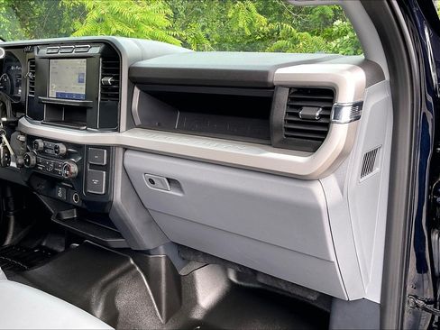 Certified 2024 Ford F350 XL w/ 360-Degree Camera Package RWD image 14