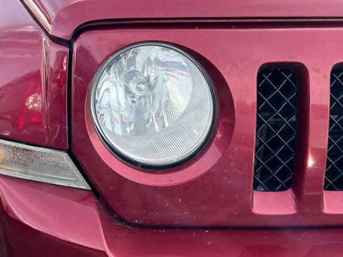 Used 2014 Jeep Patriot Sport w/ Power Value Group image 8