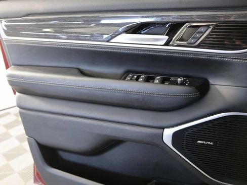 Used 2022 Jeep Wagoneer Series II image 28