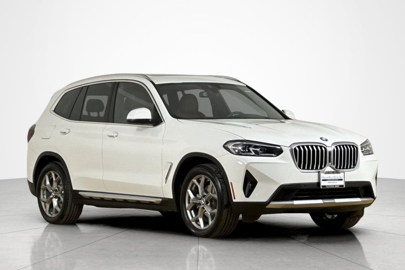 Used 2024 BMW X3 sDrive30i w/ Convenience Package RWD image 4