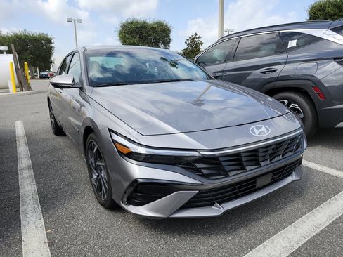 Used 2024 Hyundai Elantra Limited FWD image 1