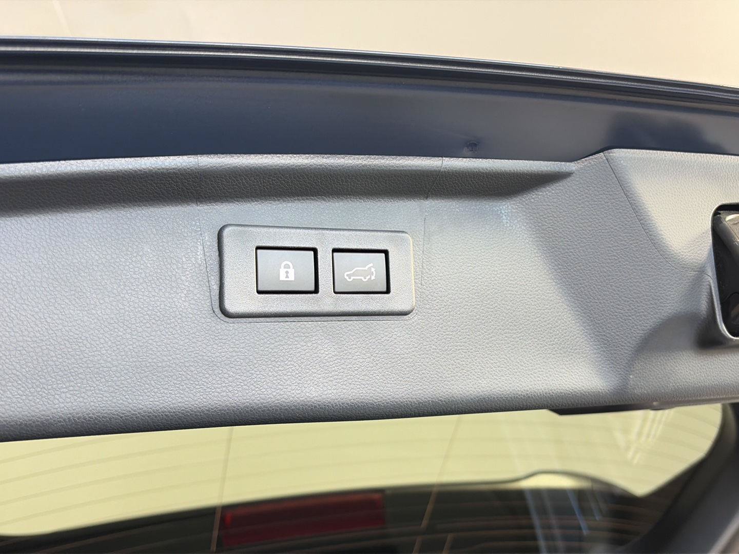 Certified 2024 Subaru Outback Limited AWD/4WD image 22
