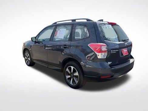 Used 2017 Subaru Forester 2.5i w/ Popular Package #2A AWD/4WD image 4
