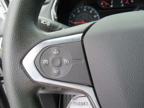 Used 2021 Chevrolet Traverse LS FWD image 22