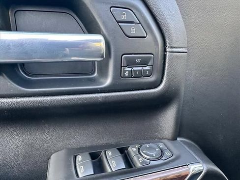Certified 2021 Chevrolet Silverado 1500 High Country w/ Technology Package AWD/4WD image 23
