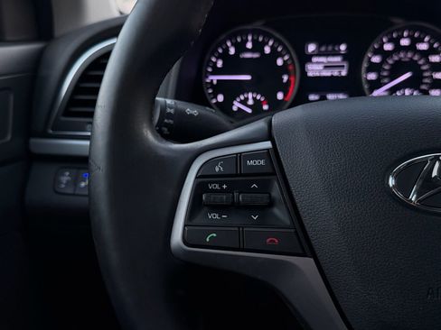 Used 2017 Hyundai Elantra Value Edition image 19