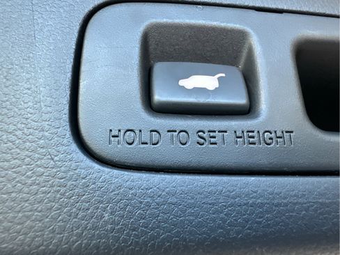 Used 2023 Honda CR-V EX-L image 22