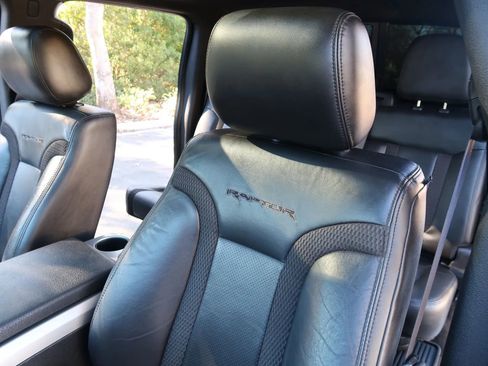 Used 2013 Ford F150 Raptor w/ Luxury Equipment Group image 29