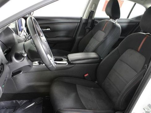 Certified 2023 Nissan Sentra SR w/ Electronics Package FWD image 20
