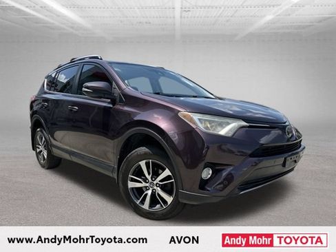 Used 2018 Toyota RAV4 XLE FWD image 1