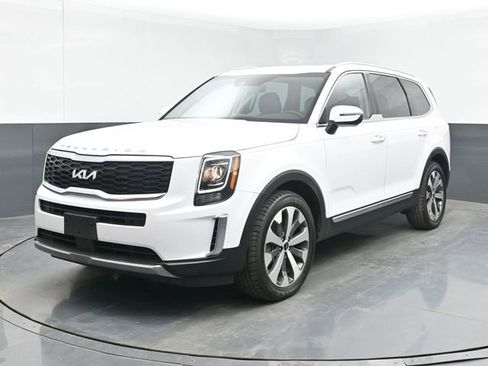 Used 2022 Kia Telluride S AWD/4WD image 5