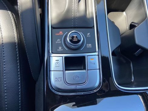 Used 2025 Kia Telluride EX X-Line AWD/4WD image 23