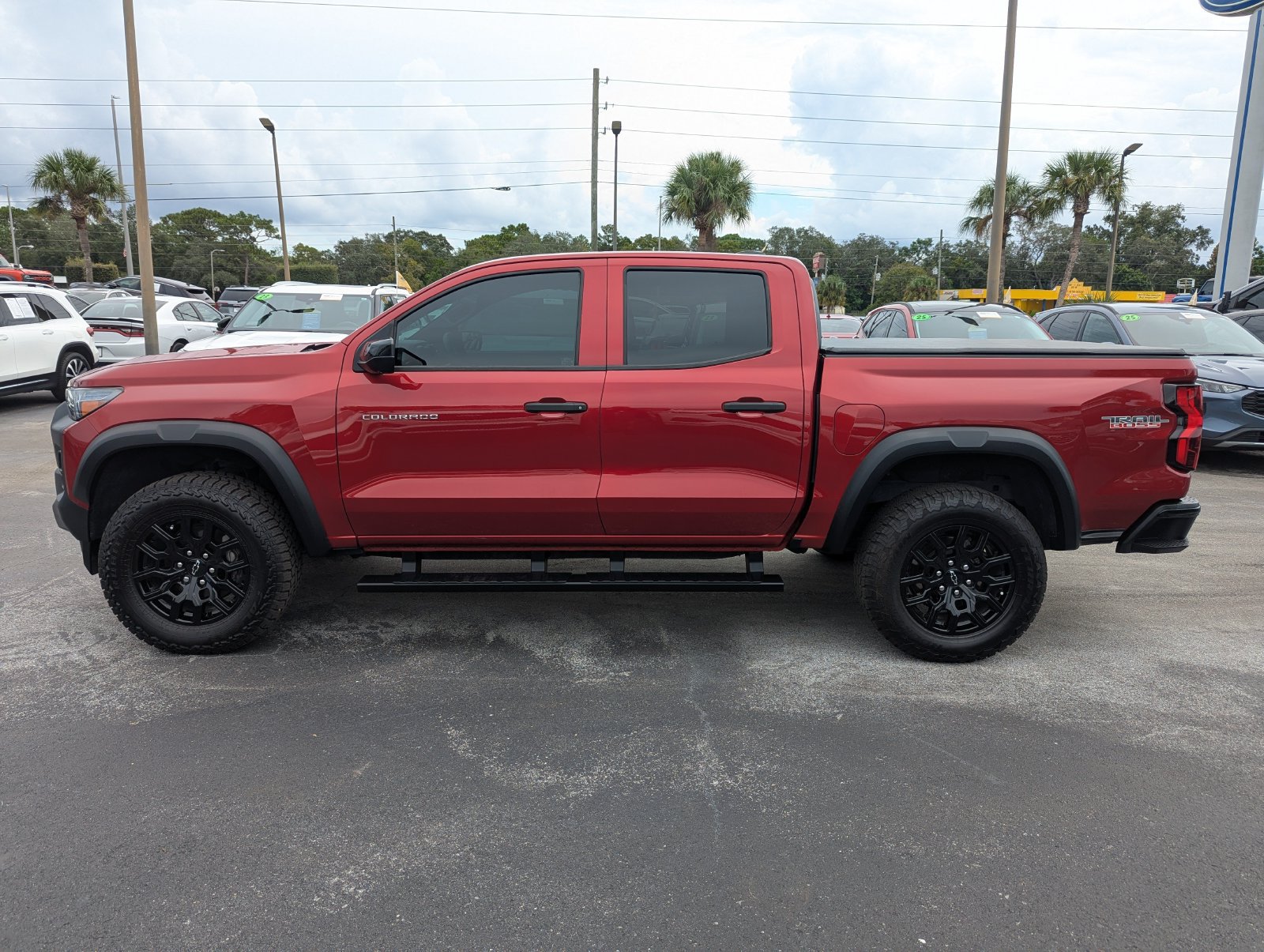 Used 2023 Chevrolet Colorado Trail Boss w/ Technology Package AWD/4WD image 7