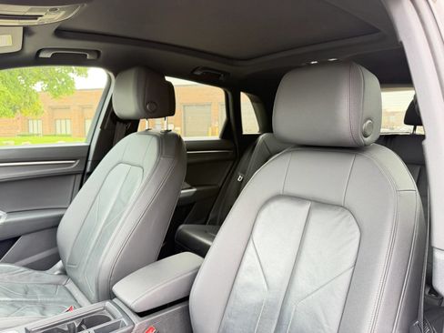 Used 2021 Audi Q3 2.0T Premium AWD/4WD image 3