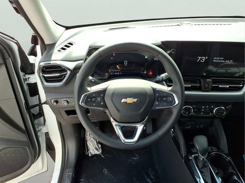 New 2026 Chevrolet TrailBlazer LT w/ Convenience Package AWD/4WD image 13