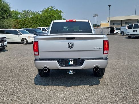 Used 2016 RAM 1500 Express AWD/4WD image 6