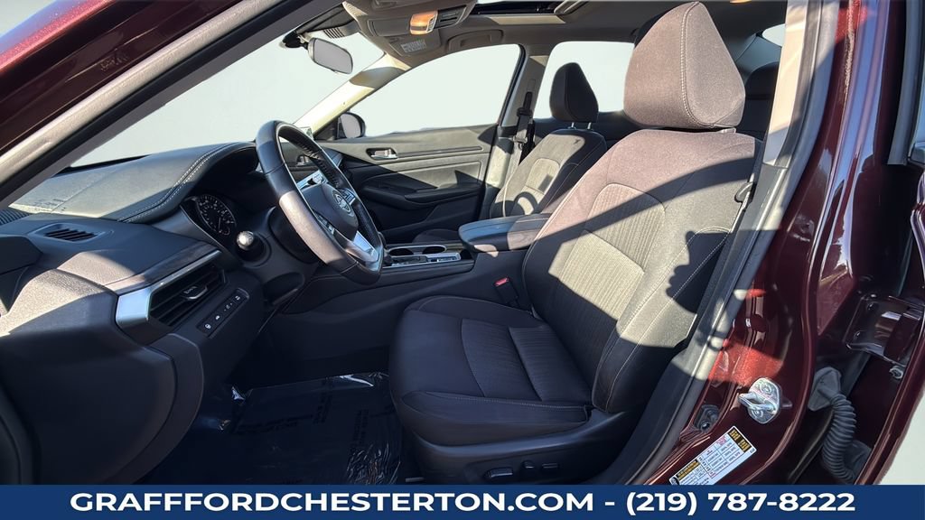 Used 2024 Nissan Altima 2.5 SV w/ SV Premium Package FWD image 23
