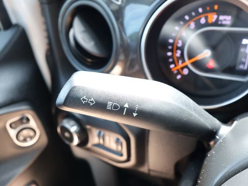 Used 2019 Jeep Wrangler Unlimited Sport AWD/4WD image 14