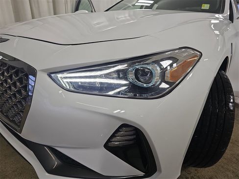 Used 2019 Genesis G70 2.0T Advanced image 36