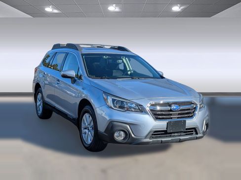 Used 2019 Subaru Outback 2.5i Premium w/ Popular Package #2 image 7