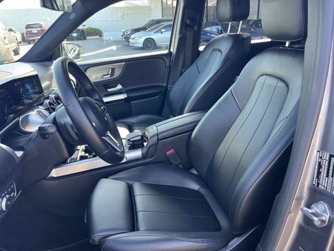 Used 2022 Mercedes-Benz GLB 250 4MATIC image 20
