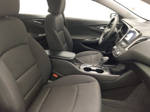 Used 2023 Chevrolet Malibu LS FWD image 21