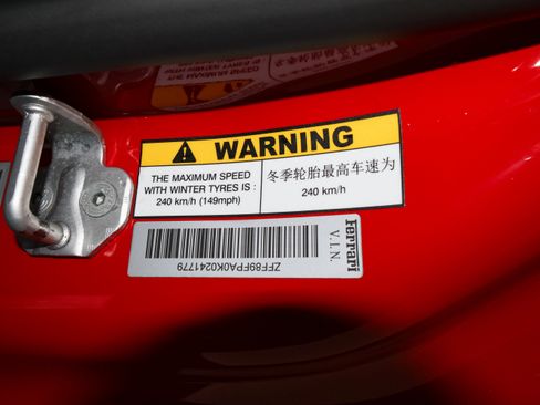 Used 2019 Ferrari Portofino RWD image 66