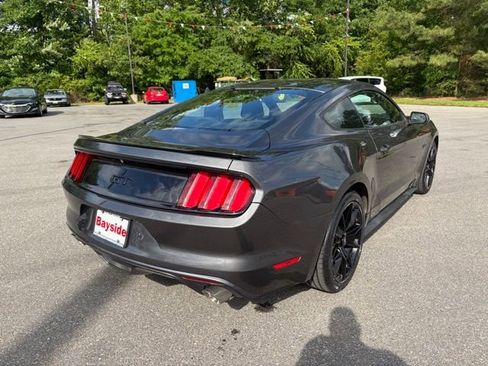 Used 2017 Ford Mustang GT w/ Black Accent Package RWD image 22