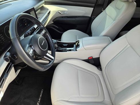 Certified 2025 Hyundai Tucson SEL FWD image 13