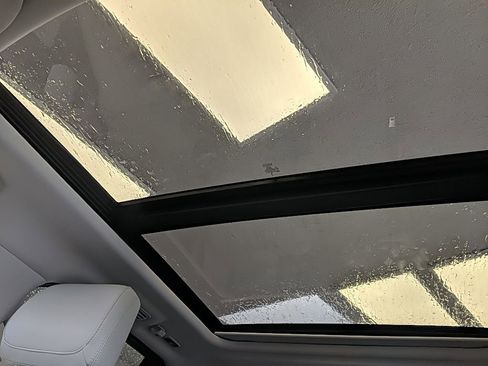 Used 2025 Ford Expedition Max Platinum image 35