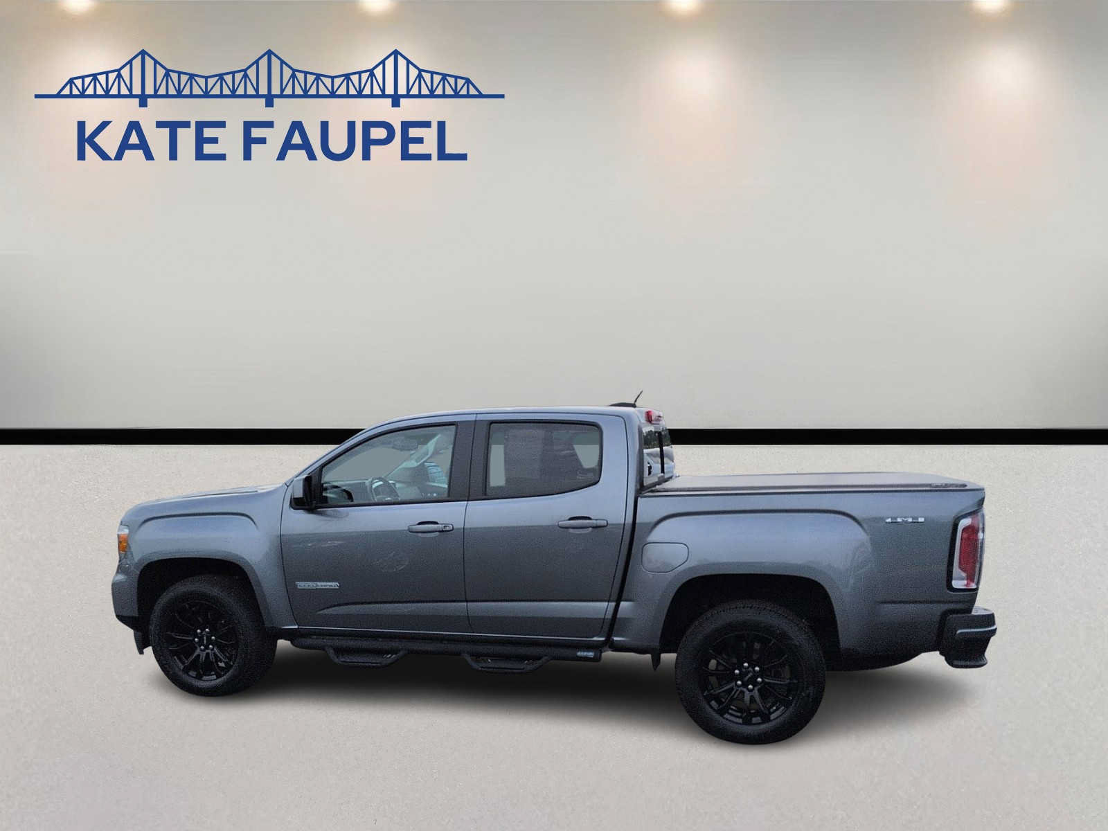 Used 2022 GMC Canyon Elevation w/ Elevation Premium Package AWD/4WD image 4
