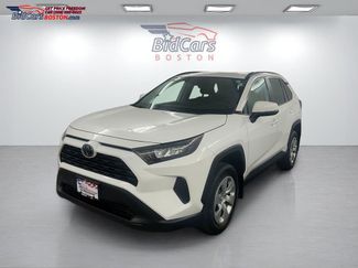 Used 2021 Toyota RAV4 LE AWD/4WD video 1