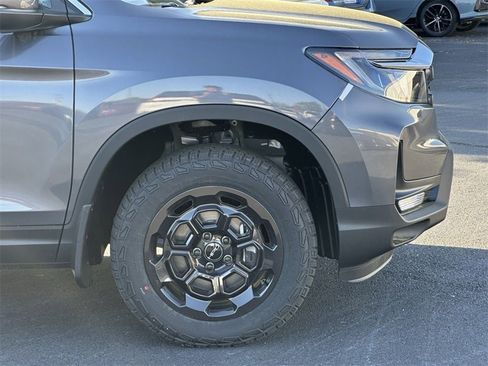 New 2025 Honda Ridgeline RTL+ image 39