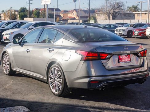 Certified 2023 Nissan Altima 2.5 SL image 9