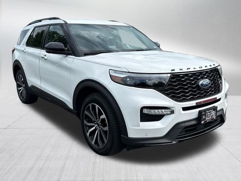 Used 2020 Ford Explorer ST w/ Premium Technology Package AWD/4WD image 2