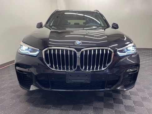 Used 2022 BMW X5 xDrive40i w/ M Sport Package image 4