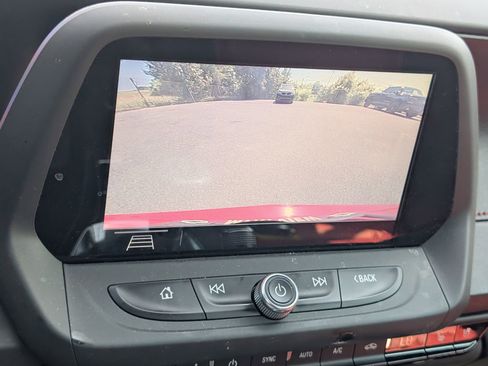 Used 2019 Chevrolet Camaro LT RWD image 10