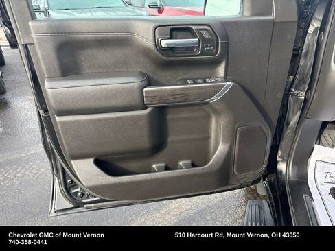 Used 2022 Chevrolet Silverado 1500 LTZ image 13