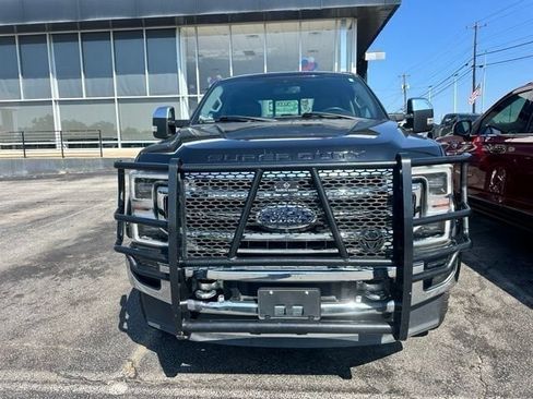 Used 2020 Ford F250 Lariat w/ Lariat Ultimate Package AWD/4WD image 28