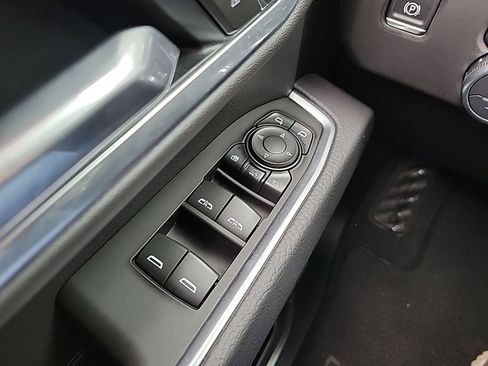 Used 2025 GMC Sierra 2500 Denali image 27